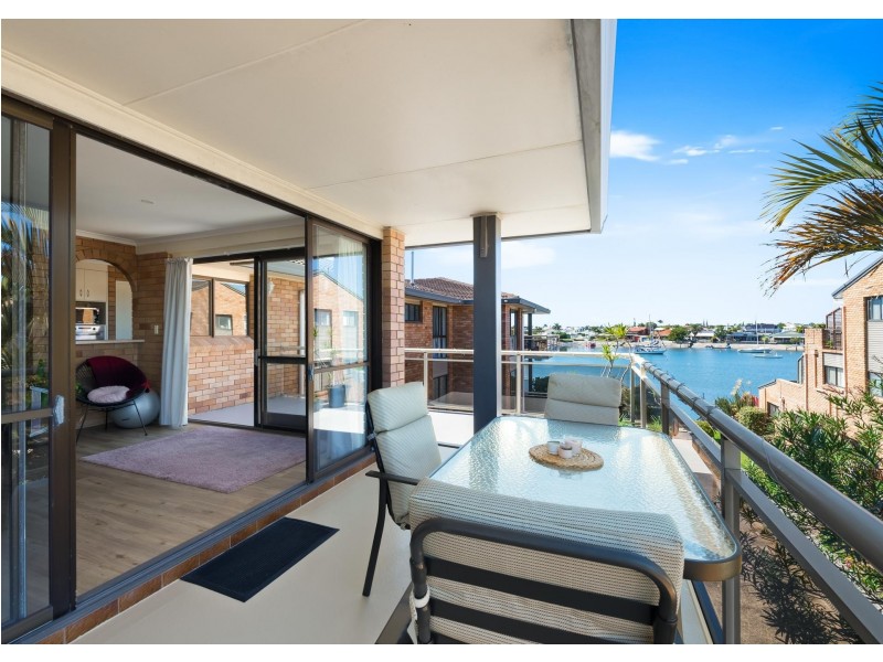 8/7-9 Carinya Street, Mooloolaba QLD 4557