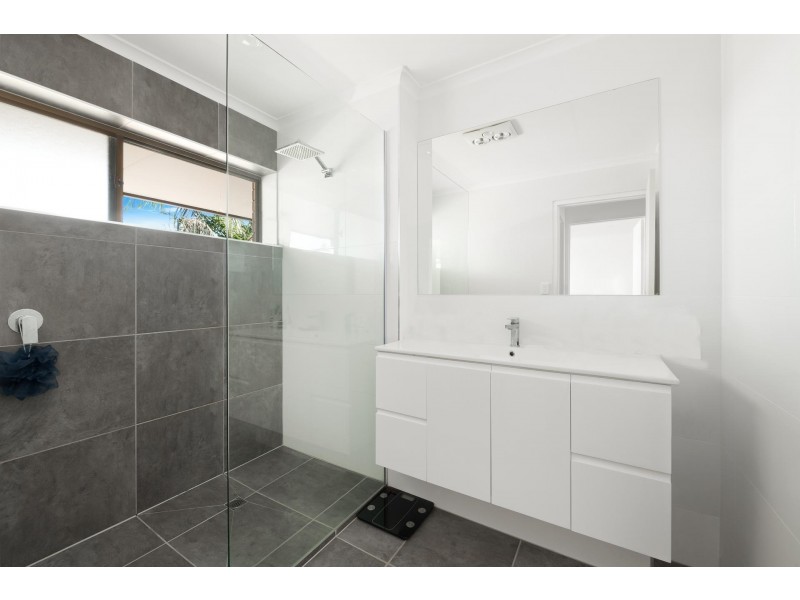 8/7-9 Carinya Street, Mooloolaba QLD 4557