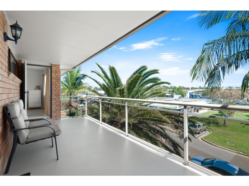 8/7-9 Carinya Street, Mooloolaba QLD 4557