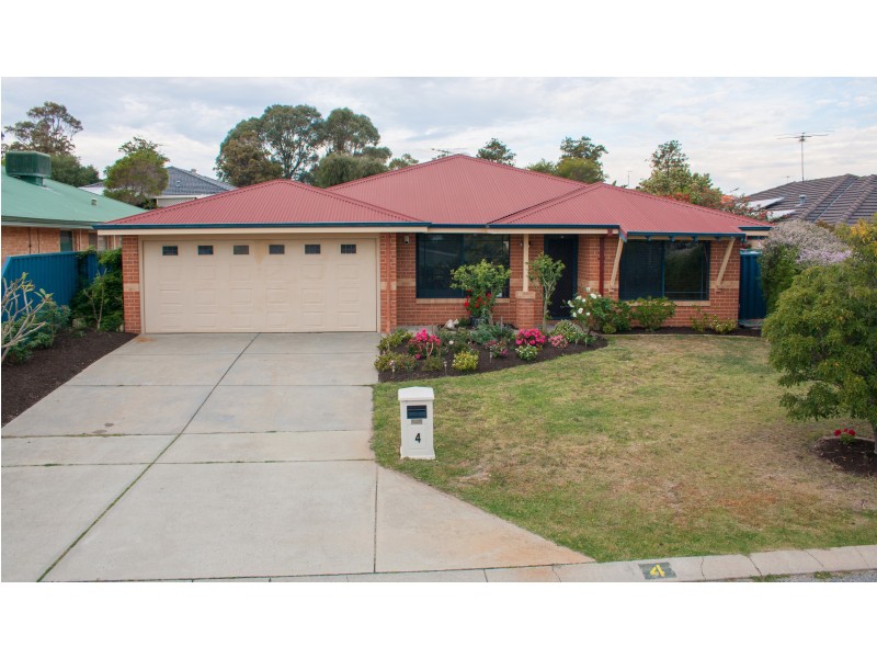 4 Bembridge Loop, Hocking WA 6065