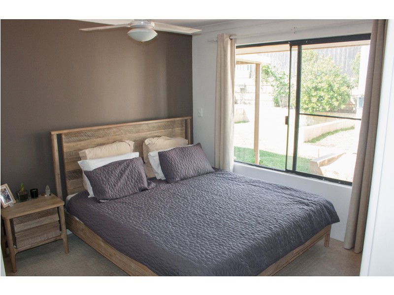 4 Bembridge Loop, Hocking WA 6065