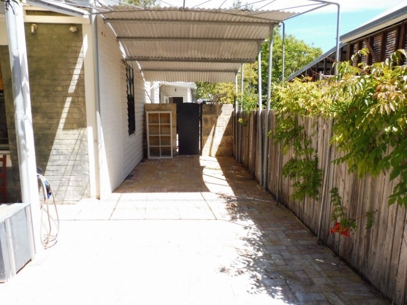 33 King William Street, South Fremantle WA 6162