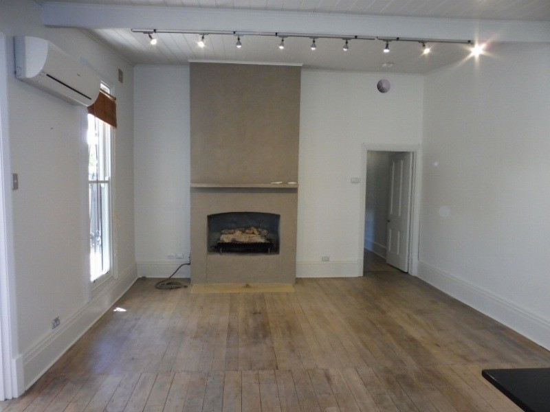 33 King William Street, South Fremantle WA 6162