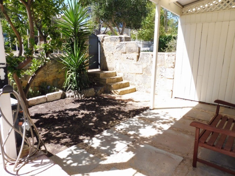 33 King William Street, South Fremantle WA 6162