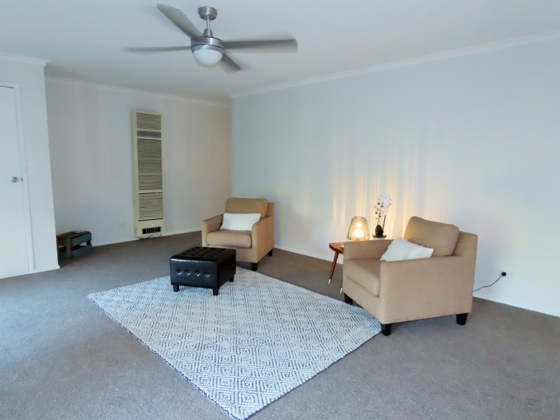 1/2 Gentle Road, Tangambalanga VIC 3691