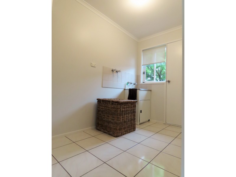 1/2 Gentle Road, Tangambalanga VIC 3691