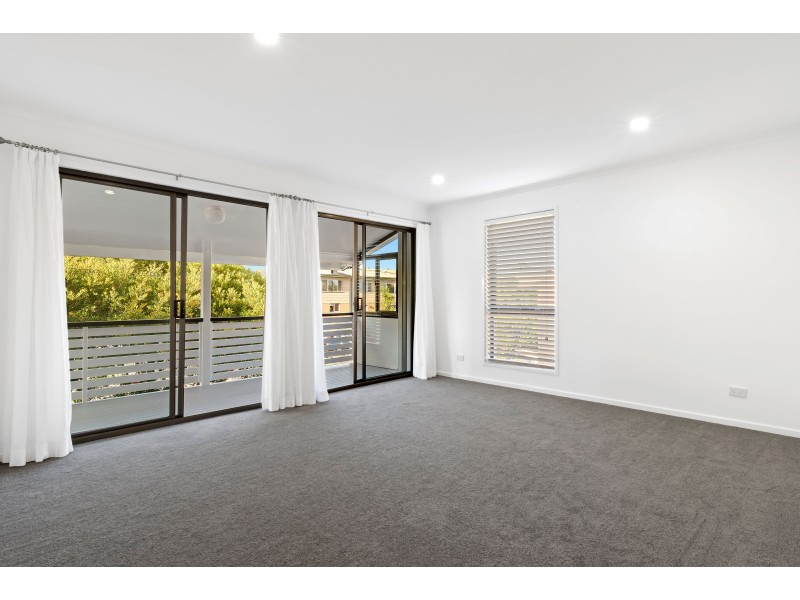 18 Culla Culla Street, Battery Hill QLD 4551