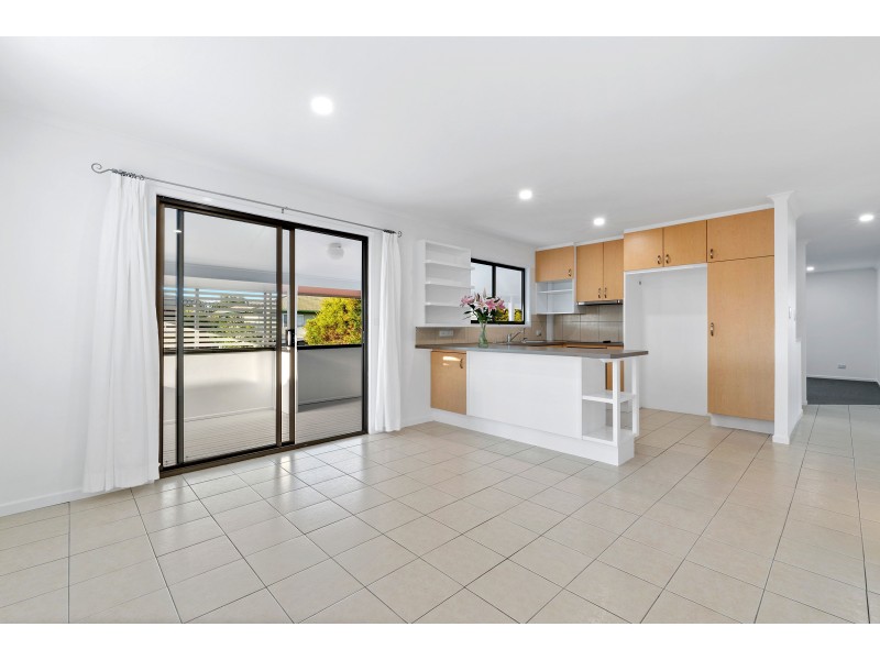 18 Culla Culla Street, Battery Hill QLD 4551