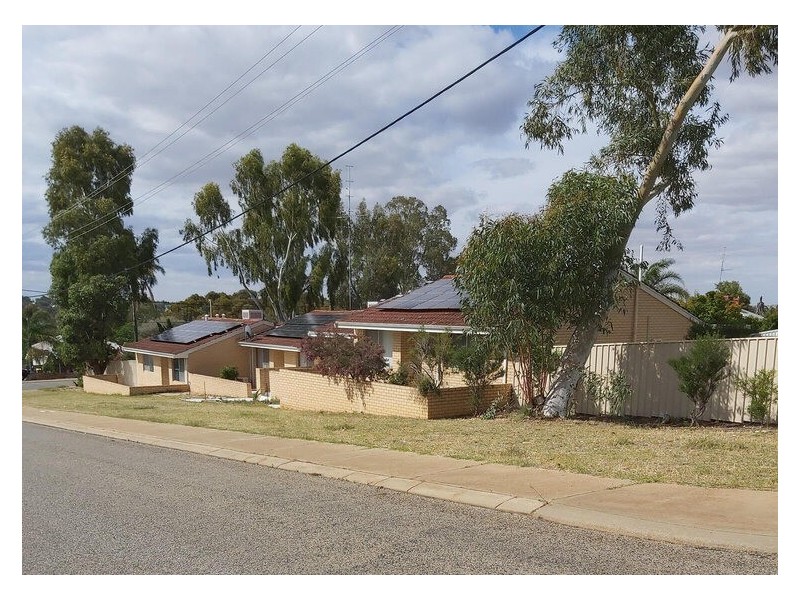 237 D Duke Street West, Northam WA 6401