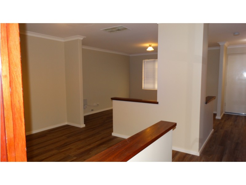 2/23 Clydesdale Street, Como WA 6152