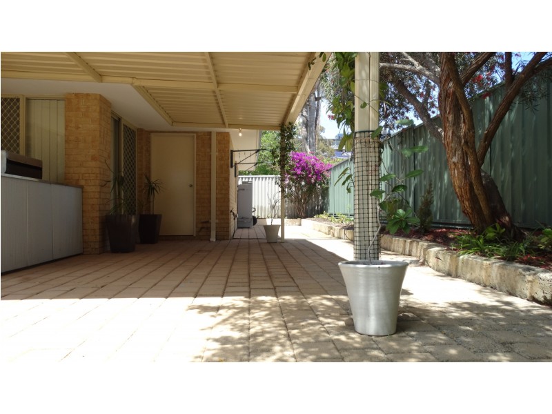 2/23 Clydesdale Street, Como WA 6152