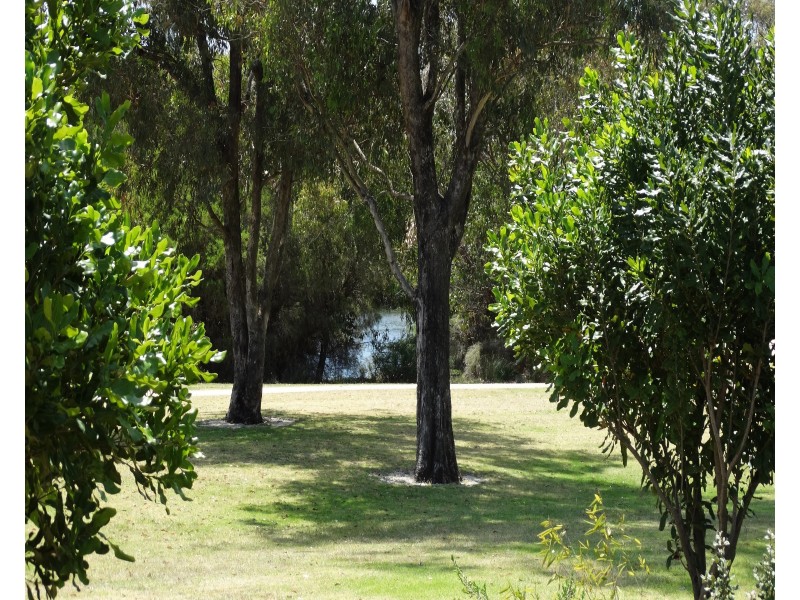 2/23 Clydesdale Street, Como WA 6152