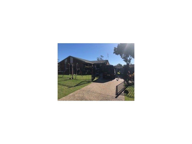 15 Ninderry Close, Battery Hill QLD 4551