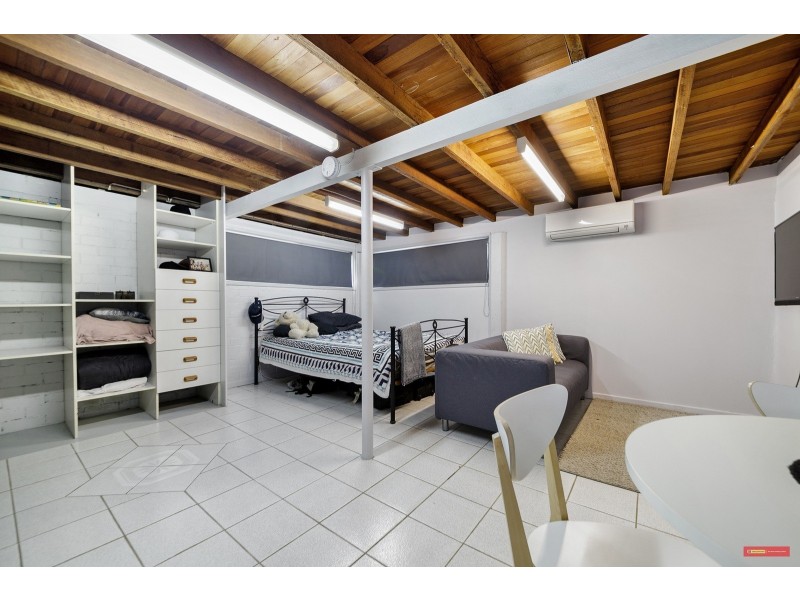 2/69 Garie Street, Wishart QLD 4122