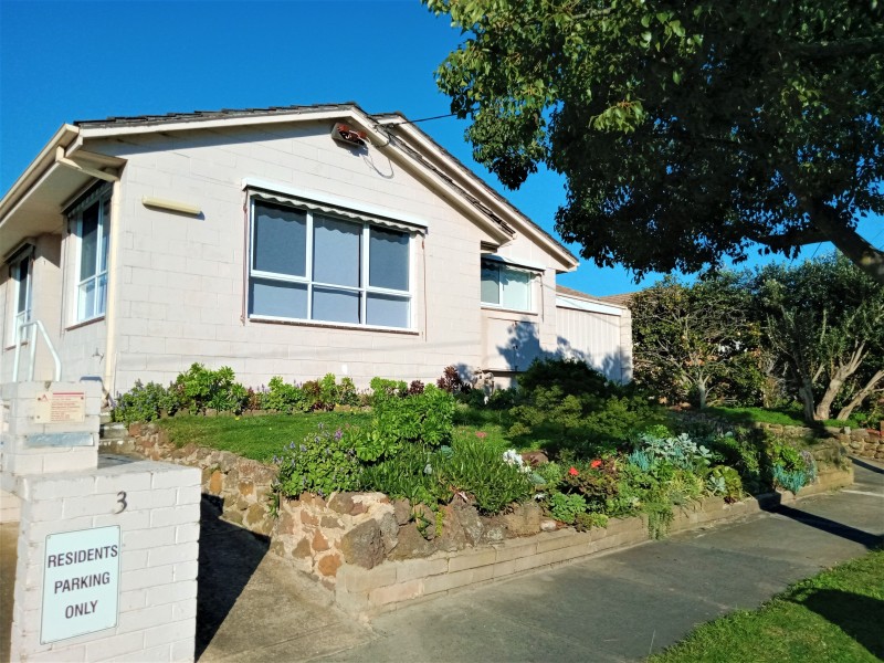 1/3 Balcombe Street, Frankston VIC 3199