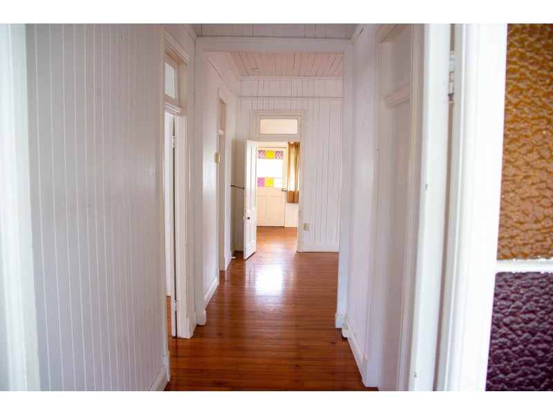 117 Simpsons Road, Bardon QLD 4065