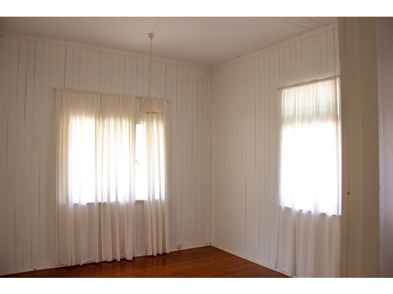 117 Simpsons Road, Bardon QLD 4065