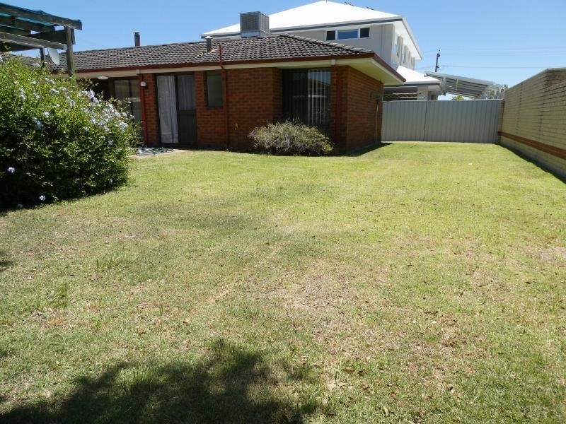 34 Canterbury Drive, Willetton WA 6155