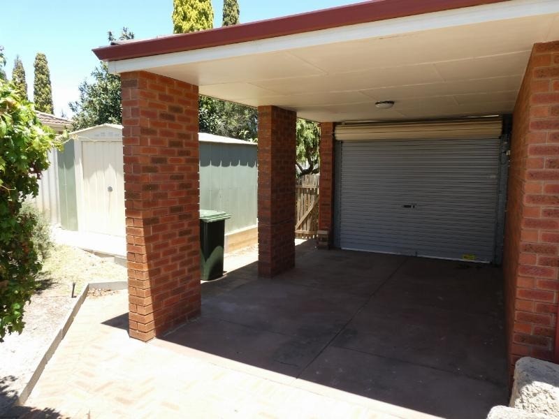 34 Canterbury Drive, Willetton WA 6155