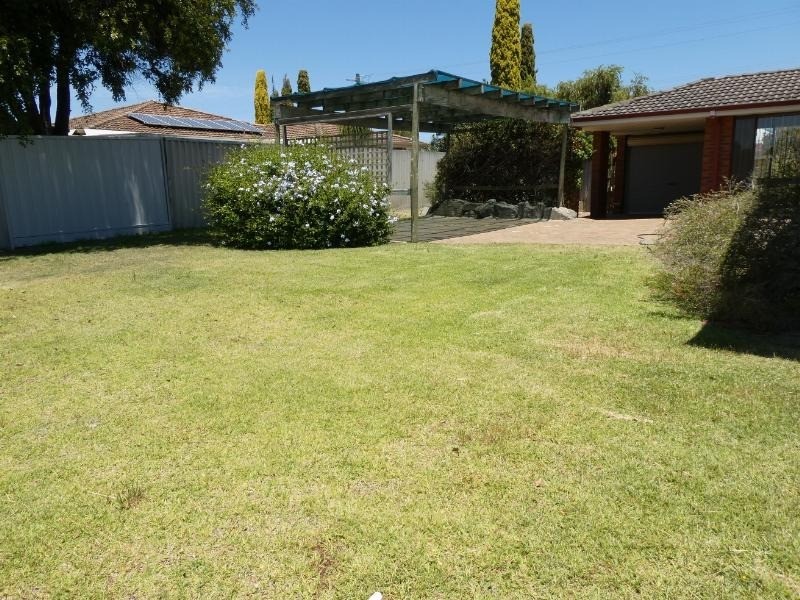 34 Canterbury Drive, Willetton WA 6155