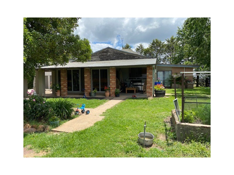 274 Leeds Parade, Orange NSW 2800