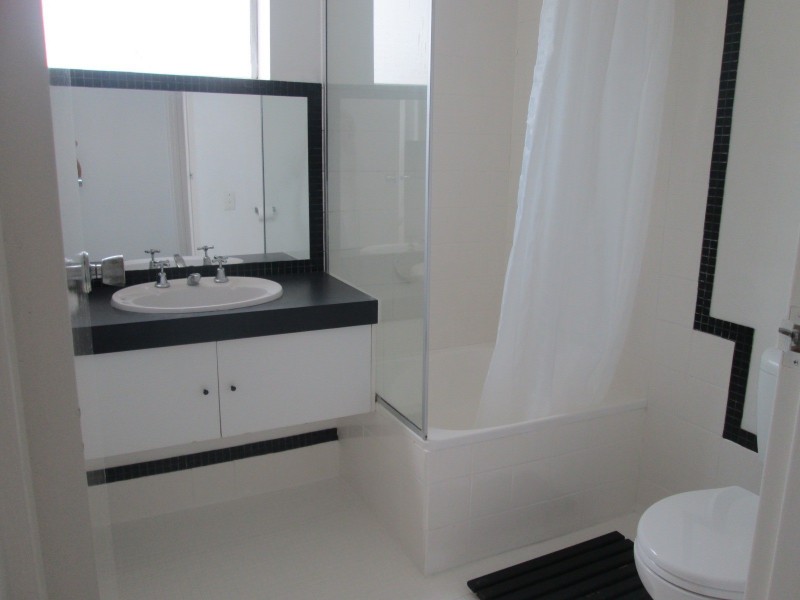 188 Butterfield Street, Herston QLD 4006