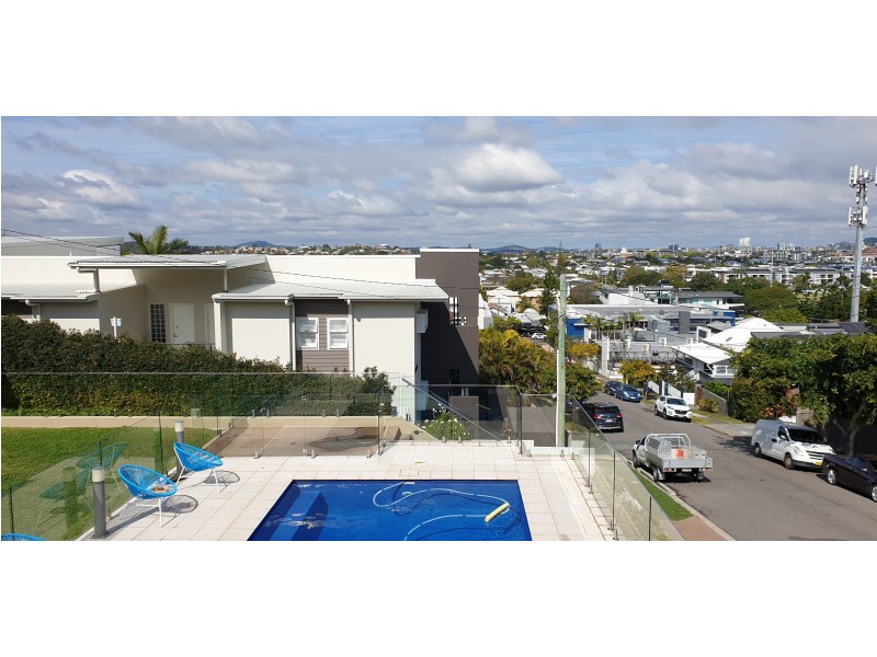 31 Wambool Street, Bulimba QLD 4171