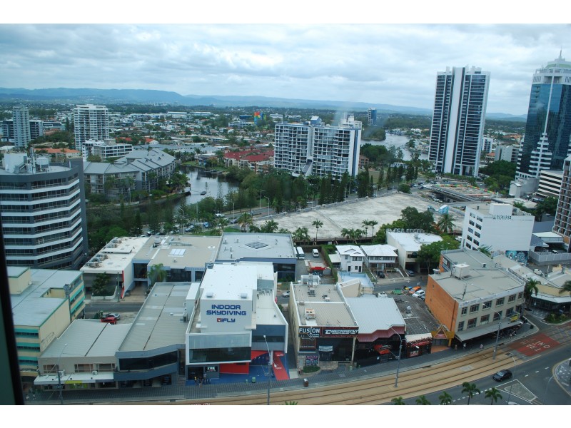 25 Laycock St, Surfers Paradise QLD 4217