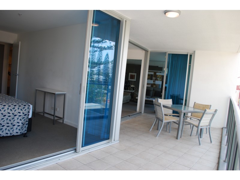 18 Enderley Avenue, Surfers Paradise QLD 4217