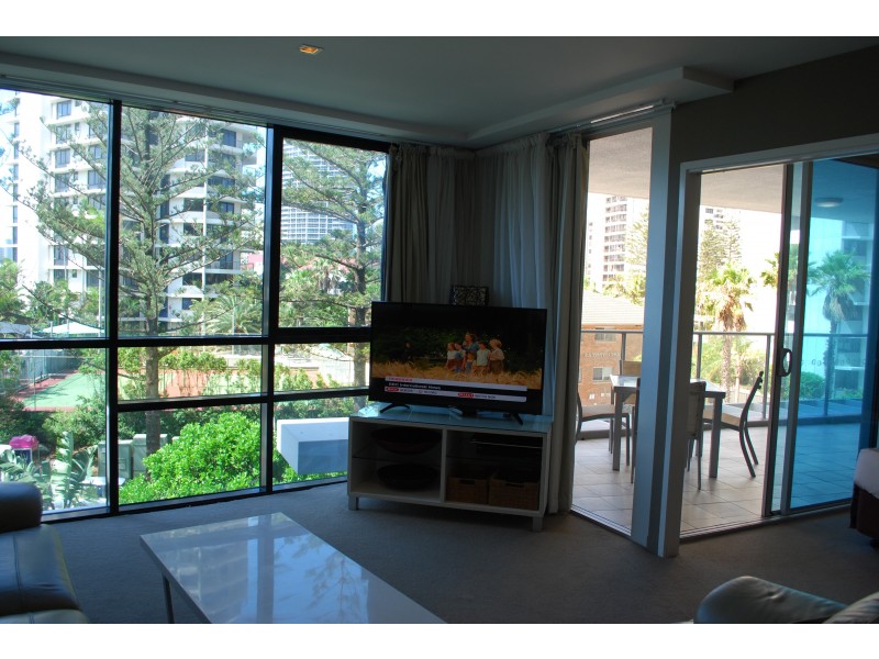 18 Enderley Avenue, Surfers Paradise QLD 4217