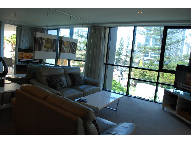 18 Enderley Avenue, Surfers Paradise QLD 4217