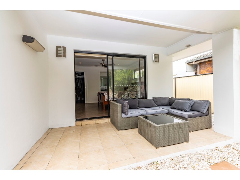 3 Collins Crescent, Benowa QLD 4217