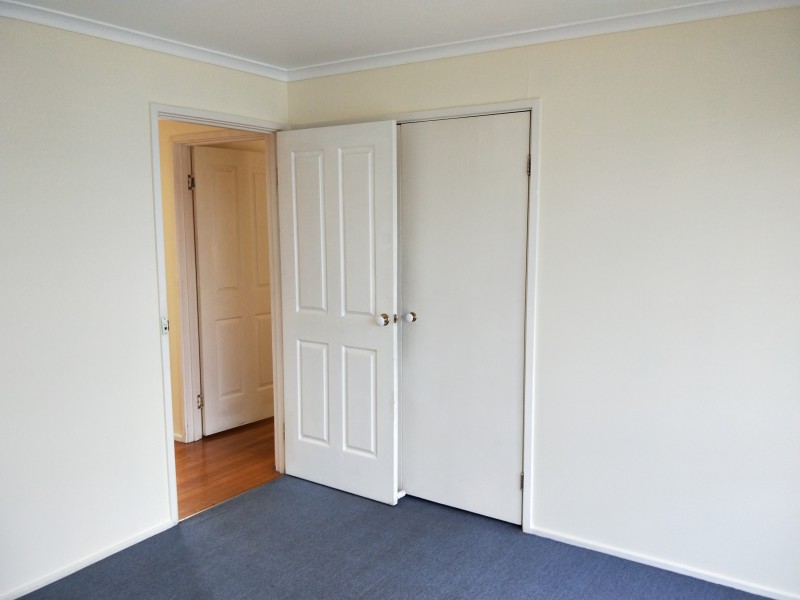 18 Saxonwood Drive, Narre Warren VIC 3805