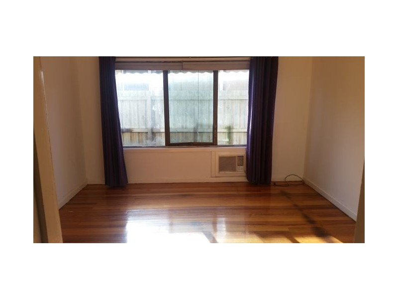 9 June Avenue, Hamlyn Heights VIC 3215