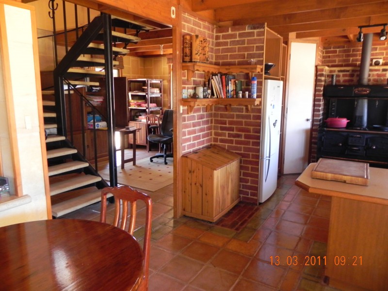 5196 Great Eastern Highway, Clackline WA 6564