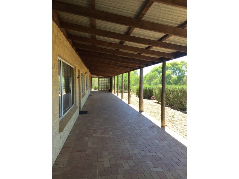 126 Harvester Drive, Toodyay WA 6566