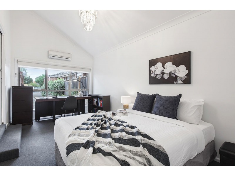 2/3 Packer Street, Murrumbeena VIC 3163