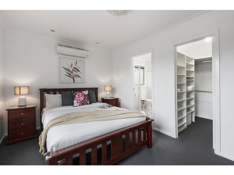 2/3 Packer Street, Murrumbeena VIC 3163
