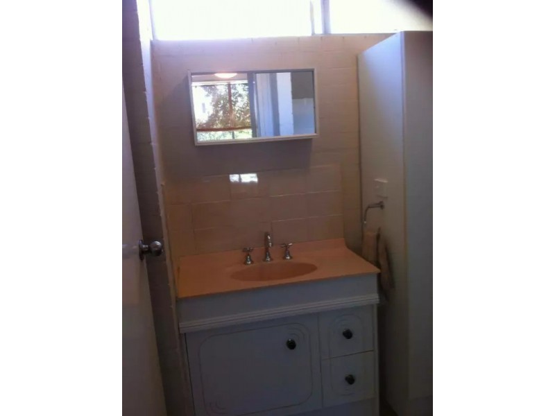 1/14 Challinor Street, Auchenflower QLD 4066