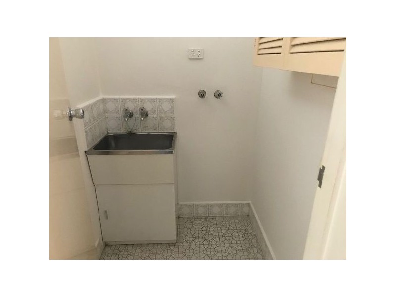 4/223 Alma Road, St Kilda East VIC 3183