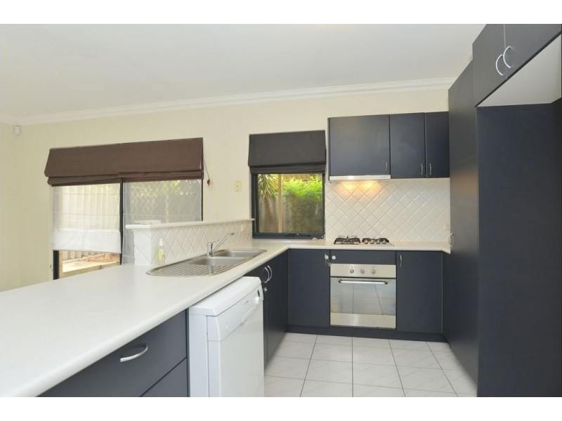 24A Knutsford Avenue, Rivervale WA 6103