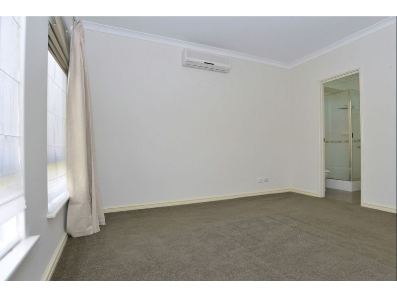 24A Knutsford Avenue, Rivervale WA 6103