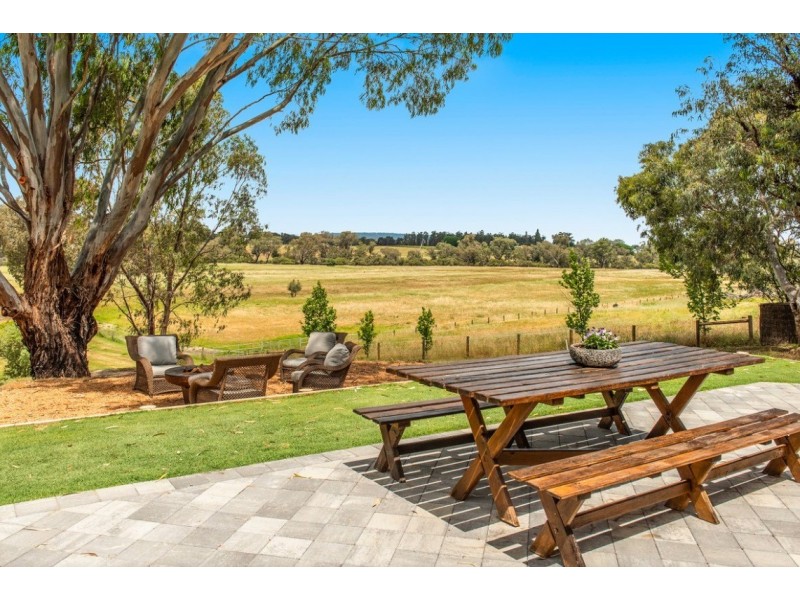68 George Street, West Swan WA 6055