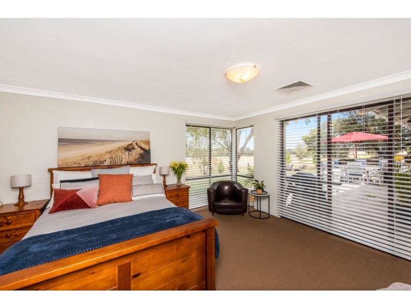68 George Street, West Swan WA 6055