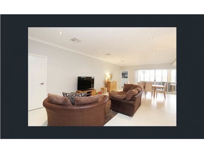 43 Wallangarra Road, Carramar WA 6031