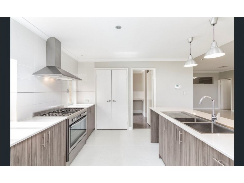 43 Wallangarra Road, Carramar WA 6031