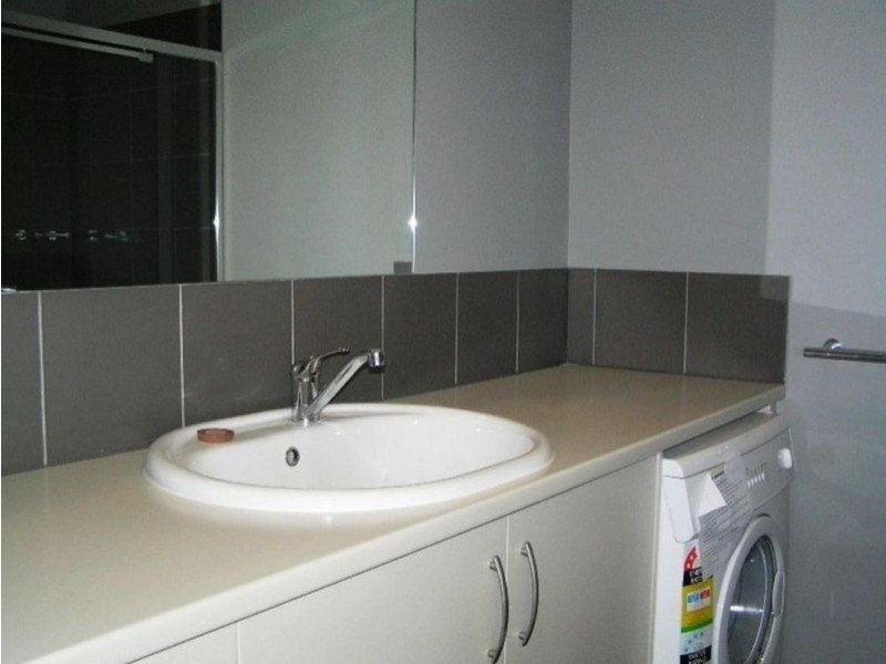 215/6-14 Metro Parade, Mawson Lakes SA 5095