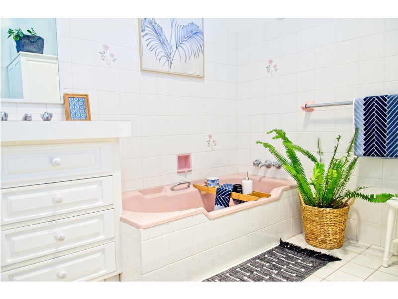 51 Curtis Street, East Toowoomba QLD 4350