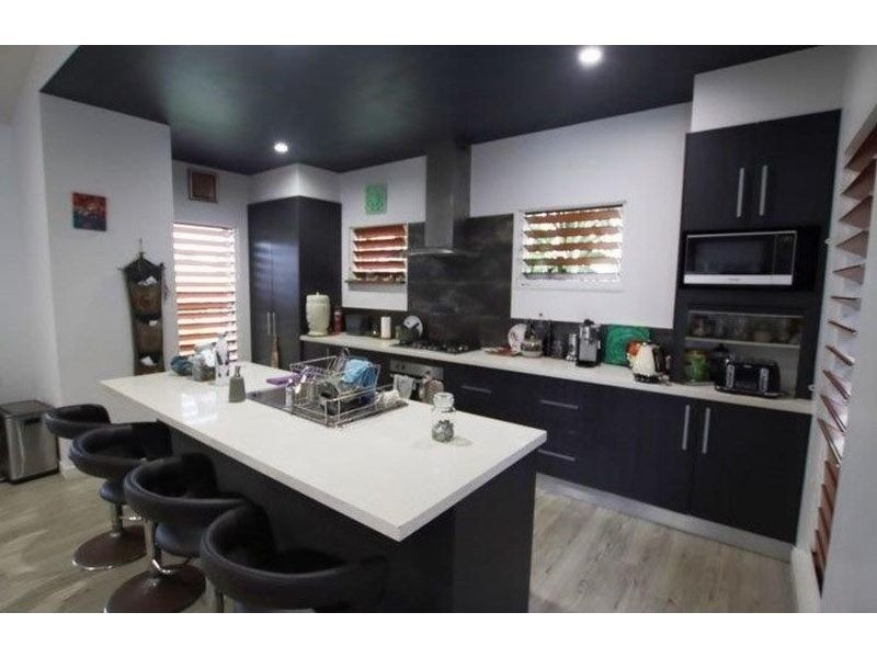 15 Leslie Lane, South Mission Beach QLD 4852