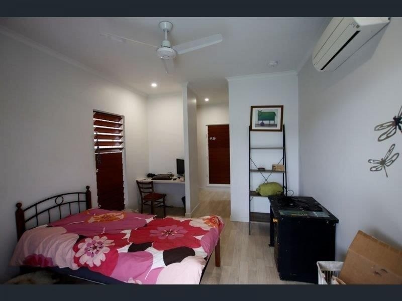 15 Leslie Lane, South Mission Beach QLD 4852